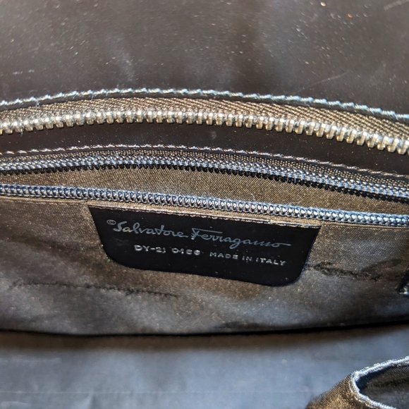 Salvatore Ferragamo | Gancini Italian Black Leather Women's Handbag - Picture 5 of 6